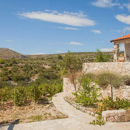 Villa Gospel & Winery